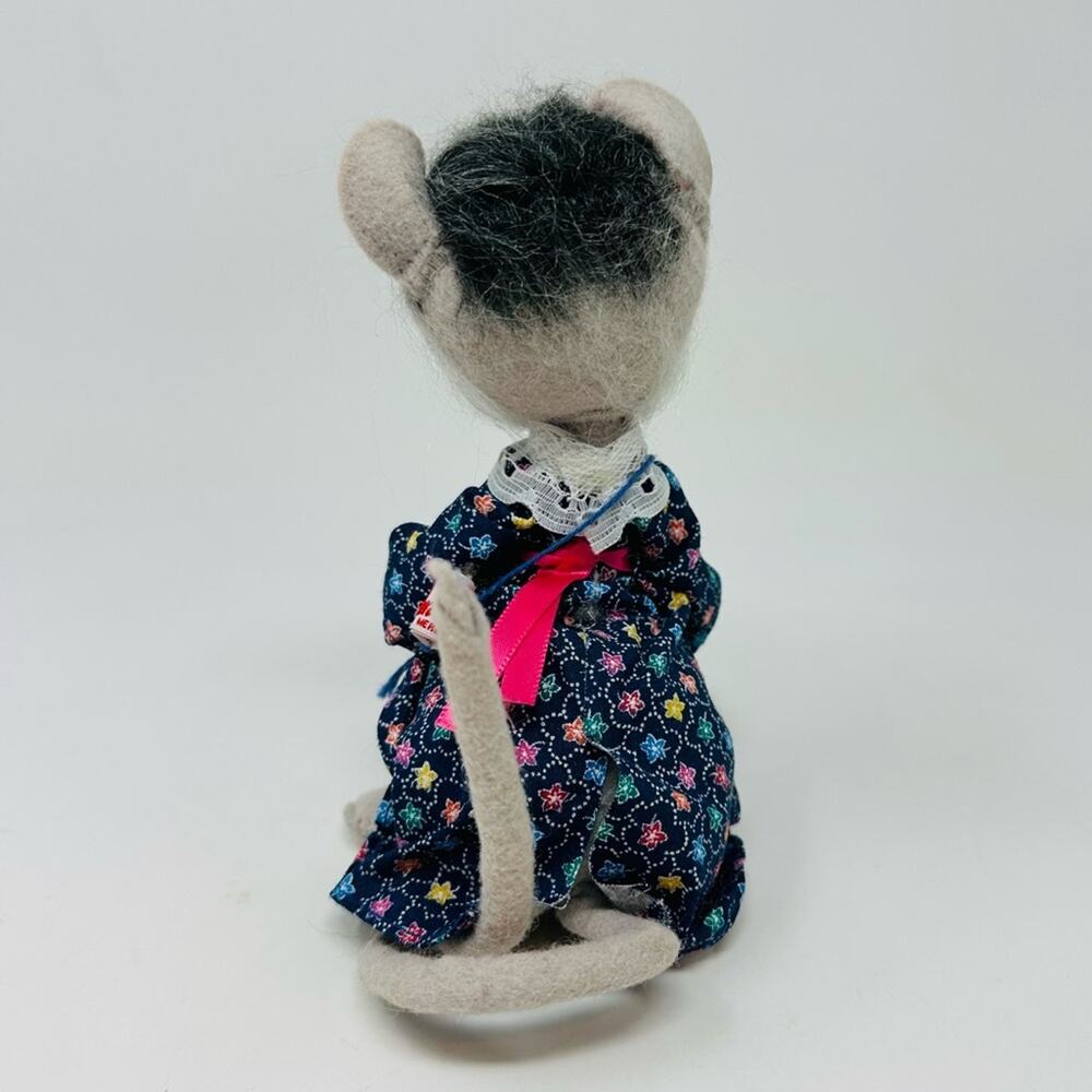 Vintage Annalee Granny Grandma Mouse Doll Plush w/ Glasses Mobilitee Collectible - Picture 4 of 11